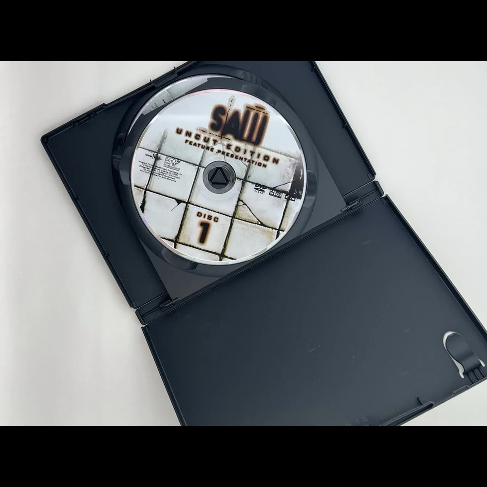 SAW DVD - Picture 2 of 6